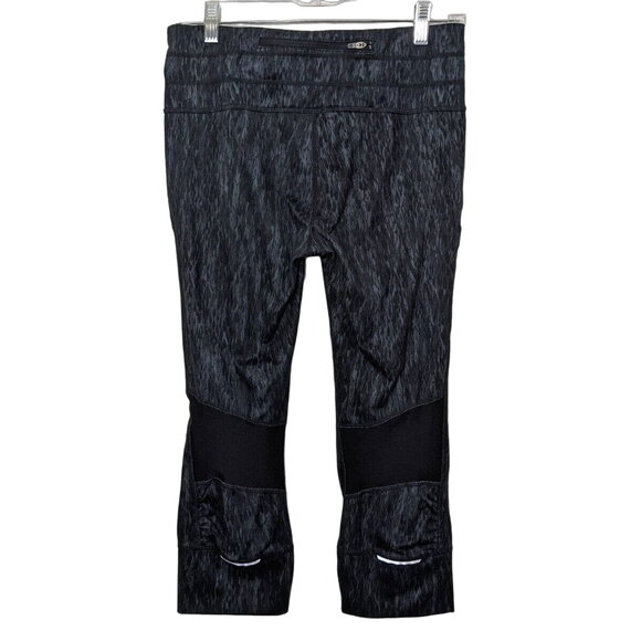 Athleta Chaturanga Capri Legging Pocket Activewear Pants Black Gray M - Picture 3 of 7